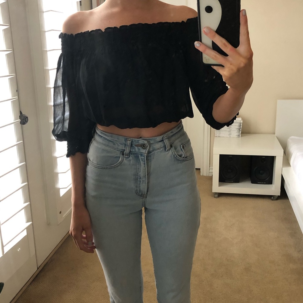 SHEER TOP